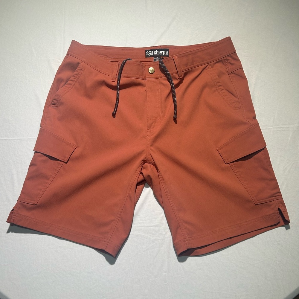 Sherpa Adventure Gear Bara Shorts 36 Hiking Camp Burnt Orange/rust coloring